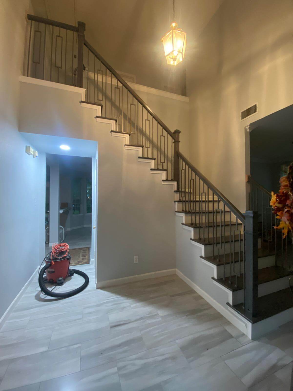 Hardwood stairs installation