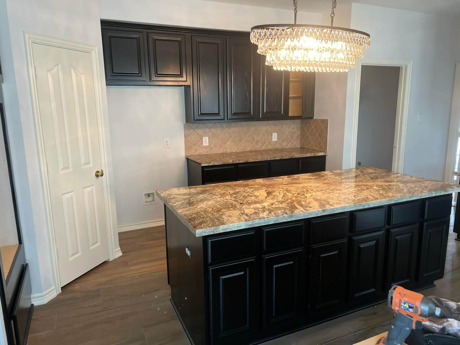 Kitchen island granite installation