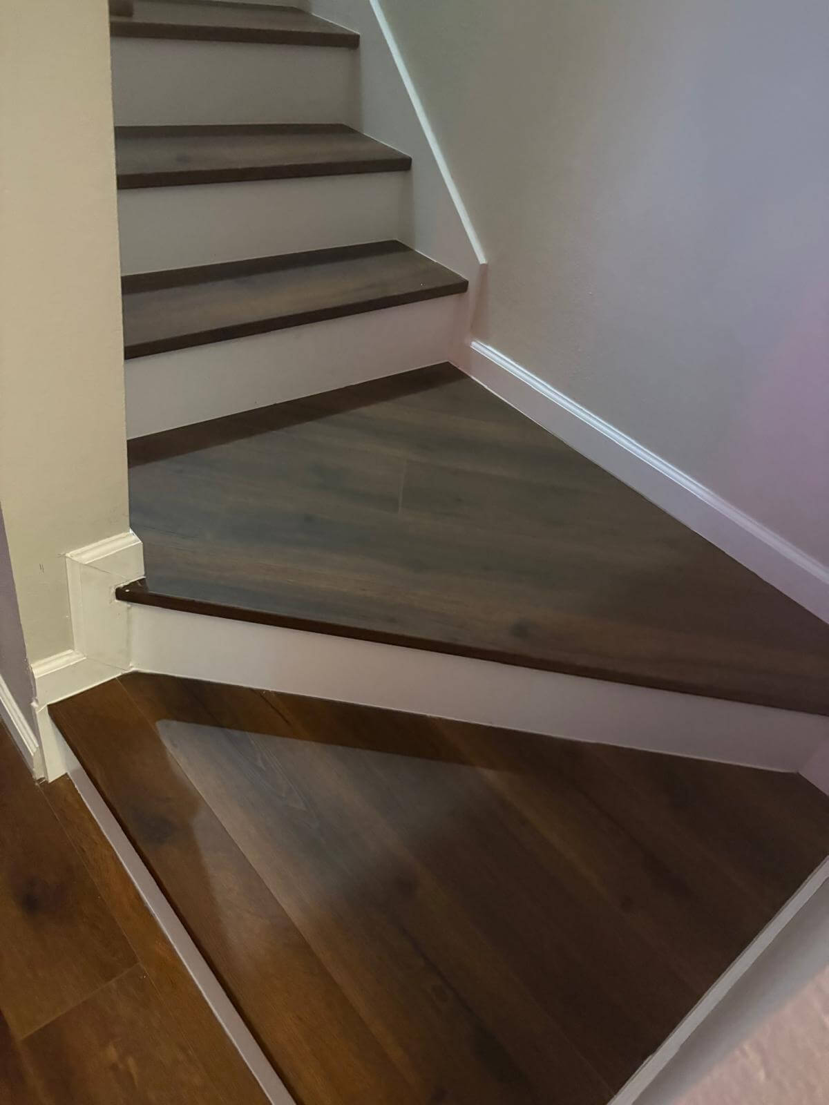 Stair landing hardwood detail